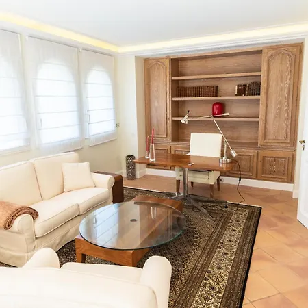 Villa Le Clochet Du Cap D'antibes Pavillion De 690m2 Tennis Piscine